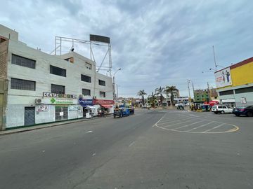 ALQUILER DE LOCAL 160 M2 EN TOMAS VALLE, SAN MARTIN DE PORRES.