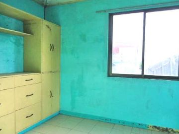 PRE-OWNED HOUSE AND LOT INSIDE SUBDIVISION AT MAMBOG V (PANAPAAN), BACOOR, CAVITE NEAR CAVITE STATE UNIVERSITY IMUS - VISTA MALL IMUS ALONG AGUINALDO 