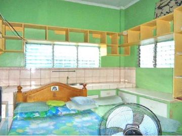 PRE-OWNED HOUSE AND LOT INSIDE SUBDIVISION AT MAMBOG V (PANAPAAN), BACOOR, CAVITE NEAR CAVITE STATE UNIVERSITY IMUS - VISTA MALL IMUS ALONG AGUINALDO 