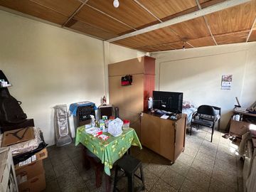 Casa de venta con terreno en la kennedy para proyecto inmobiliario
