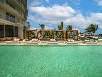 Departamento en Venta, Sls Marina Beach Residences, Cancún Quintana Roo.