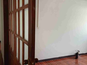 SE VENDE EXCELENTE CASA CON RENTA EN PALERMO, MANIZALES.