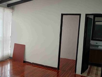 SE VENDE EXCELENTE CASA CON RENTA EN PALERMO, MANIZALES.