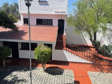 VENTA CASA EL SALITRE RAQUET CLUB FRENTE A JURICA Y A ANTEA CERCA DE TODO