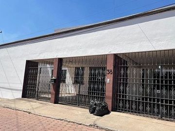 VENTA CASA EL SALITRE RAQUET CLUB FRENTE A JURICA Y A ANTEA CERCA DE TODO