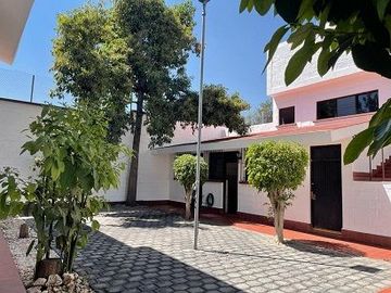 VENTA CASA EL SALITRE RAQUET CLUB FRENTE A JURICA Y A ANTEA CERCA DE TODO