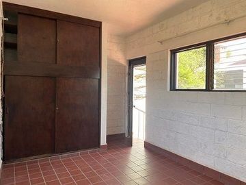 VENTA CASA EL SALITRE RAQUET CLUB FRENTE A JURICA Y A ANTEA CERCA DE TODO