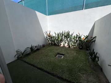 CASA DENTRO DE COTO CON ALBERCA ZAPOPAN