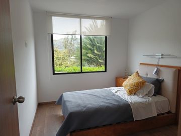 CASA EN VENTA EN EXCLUSIVO CONDOMINIO EN AMBATO