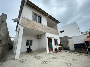 URBANIZACION ACAPULCO  CON SALIDA AL MAR  Y SEGURIDAD VENDO CASA DOS PISOS 5 DORMITORIOS
