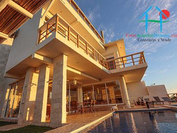 Casa en renta vacacional. Con terraza, alberca, jacuzzi, Pool bar, asoleadero, jardín