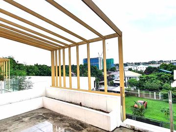 Single Detached 3 Storey House and Lot  for sale in Commonwealth Quezon City  Walking distance to Commonwealth Avenue Very near to Sandigan Bayan, Eve