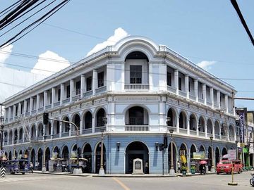 COMMERCIAL PROPERTY FOR SALE IN ILOILO CITY PROPER