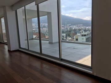 Vendo Departamento de  424.10 m2 en La González Suárez.