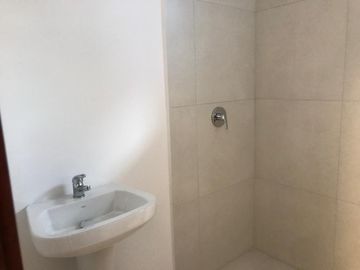 Vendo Departamento de  424.10 m2 en La González Suárez.