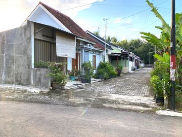 Rumah Modern dekat Jalan Nyi Ageng Serang Wates