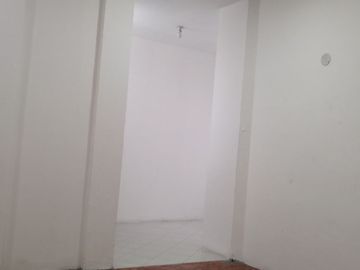 BAJÓ DE PRECIO!!! OFICINA O SUITE EN VENTA EN PLENO CENTRO