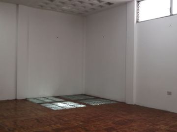 BAJÓ DE PRECIO!!! OFICINA O SUITE EN VENTA EN PLENO CENTRO