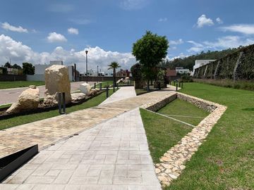 VENDO CASA NUEVA EN ZEREZOTLA, 3 NIVELES,  FRACCIONAMIENTO EXCLUSIVO