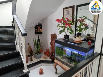 SE VENDE CASA  BARRIO VILLA LUCIA
