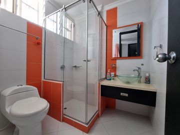 SE VENDE CASA  BARRIO VILLA LUCIA