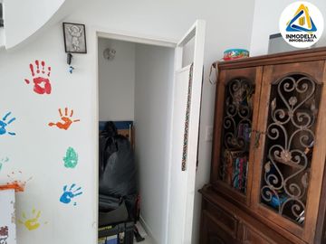 SE VENDE CASA  BARRIO VILLA LUCIA