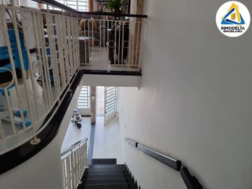 SE VENDE CASA  BARRIO VILLA LUCIA
