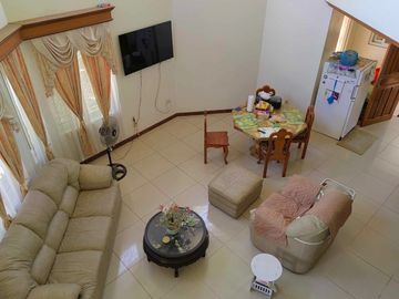 5 Bedroom Moroccan-American Large House in Castillejos, Zambales