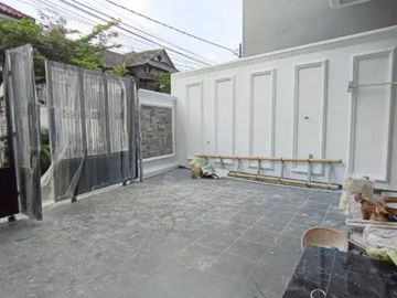 Rumah Modern Classic Baru Jati Padang Pejaten Pasar Minggu Jaksel