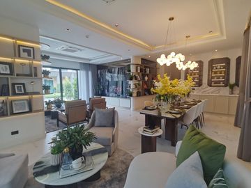 ● Type Tuscan Style Modern Colonnade ● Single house 2 Storey, 4 Beds, 4 Parking | 82.00 sq.w. 391.00 sq.m. | Near Near Central Westville 7 mins., Bang