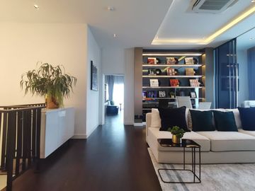 ● Type Tuscan Style Modern Colonnade ● Single house 2 Storey, 4 Beds, 4 Parking | 82.00 sq.w. 391.00 sq.m. | Near Near Central Westville 7 mins., Bang