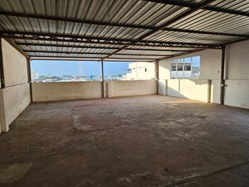 Venta de casa rentera en Urdenor II, Guayaquil