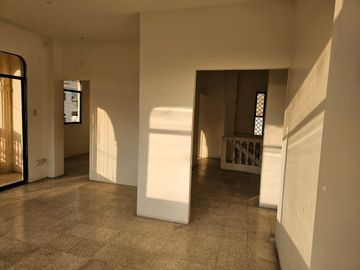 Venta de casa rentera en Urdenor II, Guayaquil