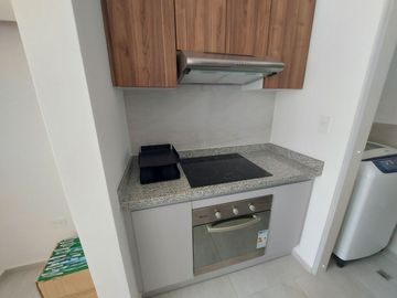 Vendo suite de   82M2  en la González Suárez.