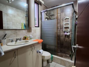 Ciudad Colon, Venta de linda casa 4 Dormitorios con Piscina