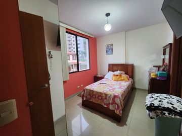 Ciudad Colon, Venta de linda casa 4 Dormitorios con Piscina