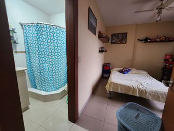Ciudad Colon, Venta de linda casa 4 Dormitorios con Piscina