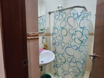 Ciudad Colon, Venta de linda casa 4 Dormitorios con Piscina