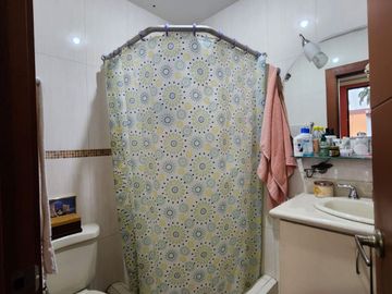 Ciudad Colon, Venta de linda casa 4 Dormitorios con Piscina