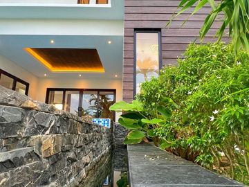 FOR SALE FULLY-FURNISHED BEACH HOUSE w/ Simming Pool in Mactan Lapulapu City, Cebu