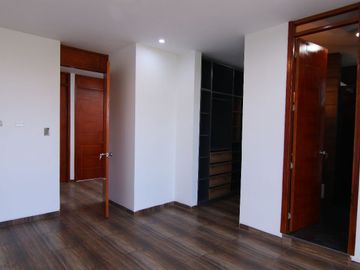 LINDA CASA DE DOS PISOS CON AZOTEA EN VENTA - URB. BOULEVARD PARK PLAZA -CASTILLA-PIURA
