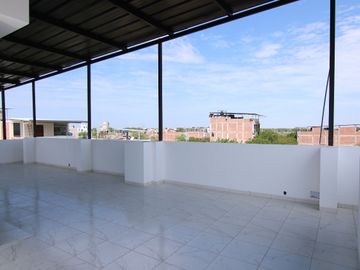 LINDA CASA DE DOS PISOS CON AZOTEA EN VENTA - URB. BOULEVARD PARK PLAZA -CASTILLA-PIURA