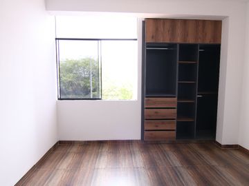LINDA CASA DE DOS PISOS CON AZOTEA EN VENTA - URB. BOULEVARD PARK PLAZA -CASTILLA-PIURA