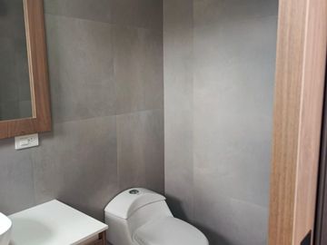EXCELENTE DEPARTAMENTO EN VENTAS