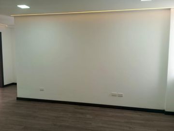 EXCELENTE DEPARTAMENTO EN VENTAS