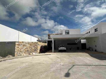 ESPECTACULAR RESIDENCIA 4 HABITACIONES EN TEMOZON SUPER EQUIPADA ....