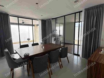 ESPECTACULAR RESIDENCIA 4 HABITACIONES EN TEMOZON SUPER EQUIPADA ....