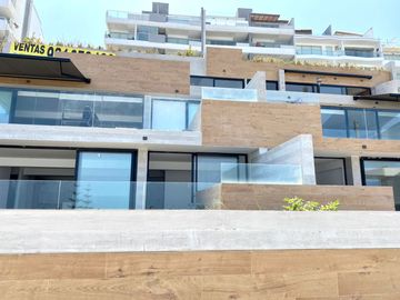 EN VENTA DÚPLEX ESTRENO CON HERMOSA TERRAZA CON VISTA PANORAMICA EN PLAYA SEÑORITAS PUNTA HERMOSA