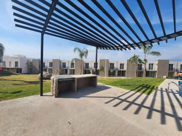 Venta de hermosa casa con alberca de inversión cerca de Tepoztlan