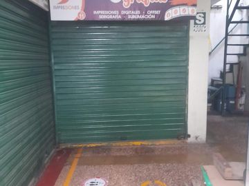 Se Vende Local Comercial A Unos Pasos Del Óvalo Santa Anita